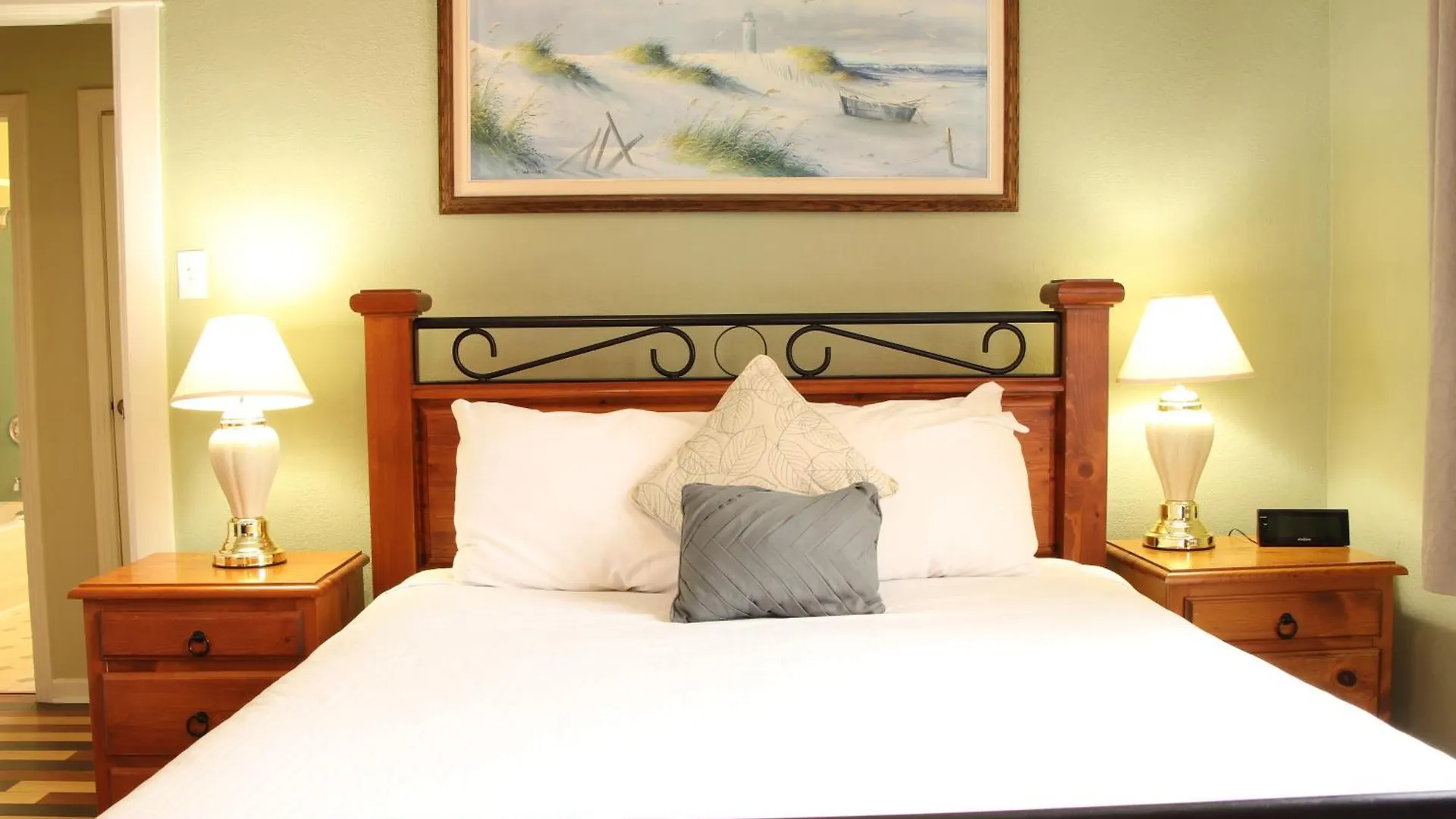 James Bay Inn Hotel, Suites & Cottage Victoria