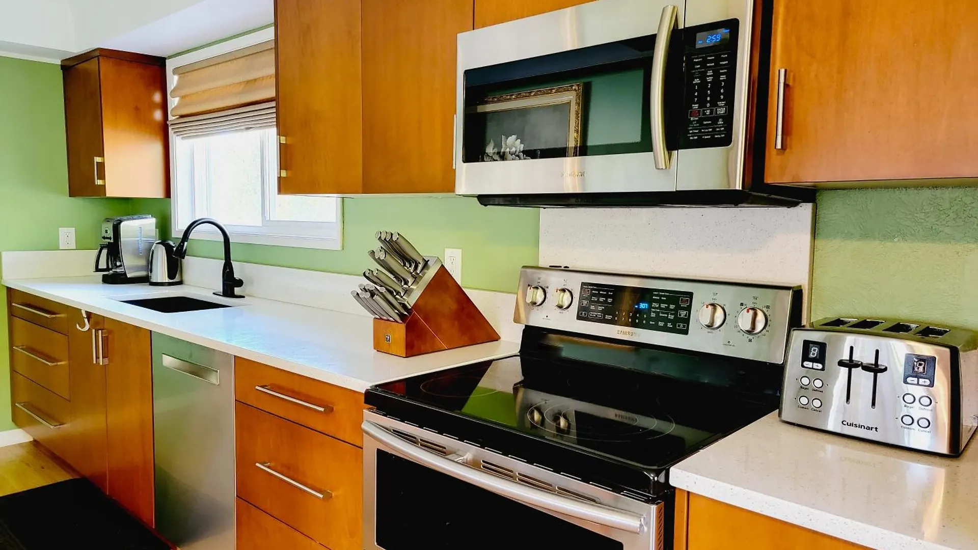 James Bay Inn Hotel, Suites & Cottage Victoria 3*,  Kanada