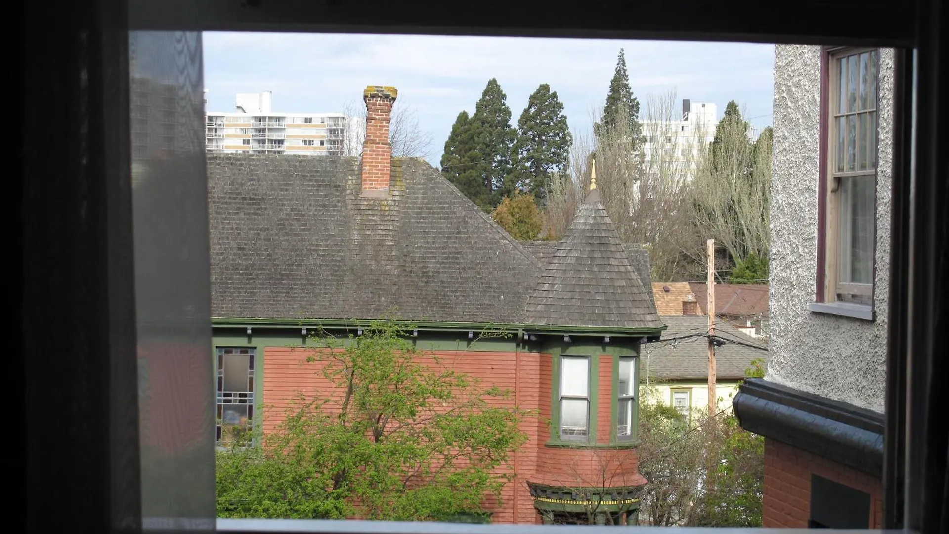 James Bay Inn Hotel, Suites & Cottage Victoria