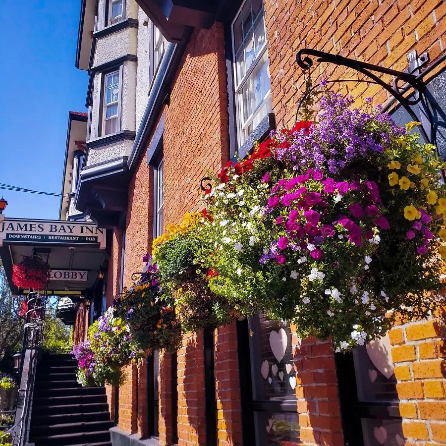 Hotel James Bay Inn Hotel, Suites & Cottage Victoria