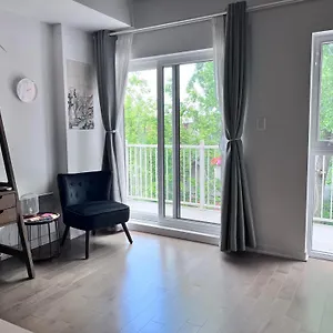 1 Min To Metro, New Condo, Lovely Cozy Studio Canada