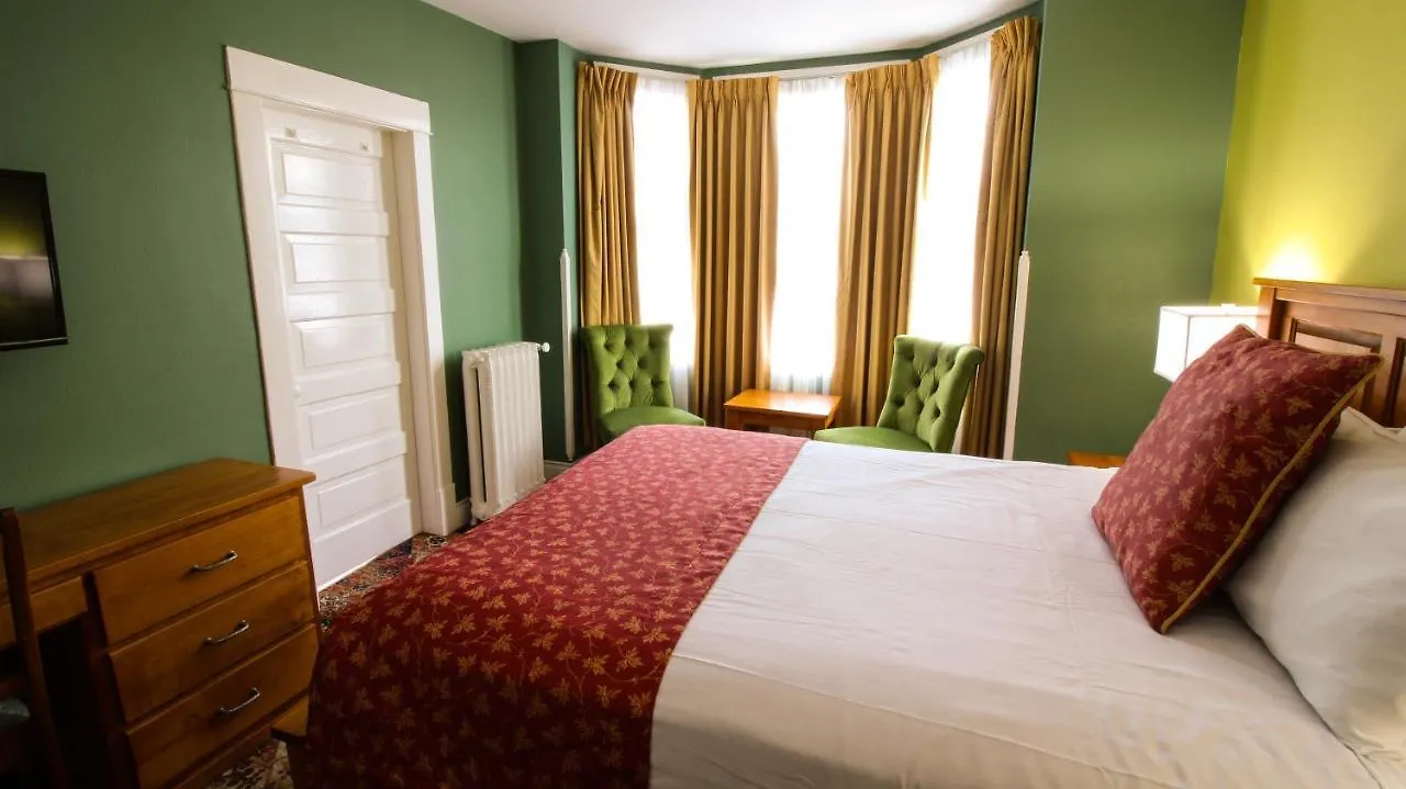 James Bay Inn Hotel, Suites & Cottage Victoria
