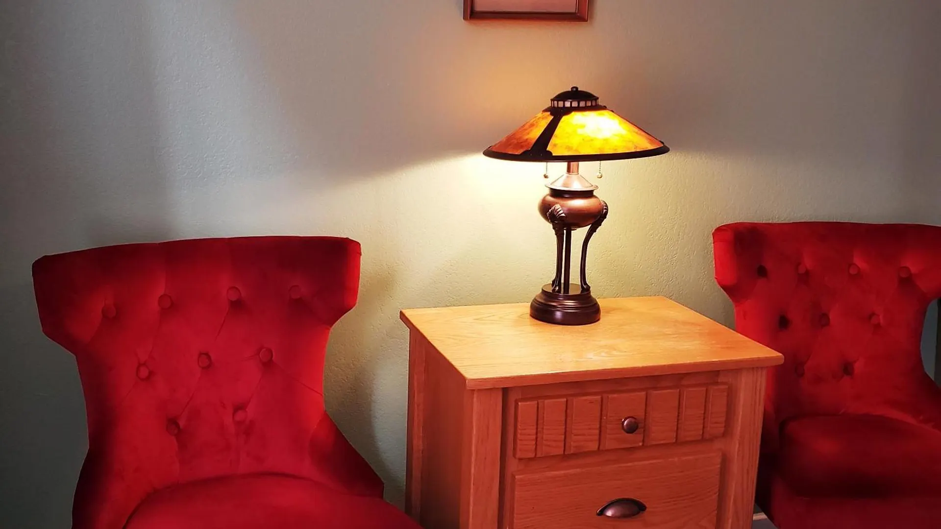James Bay Inn Hotel, Suites & Cottage Victoria