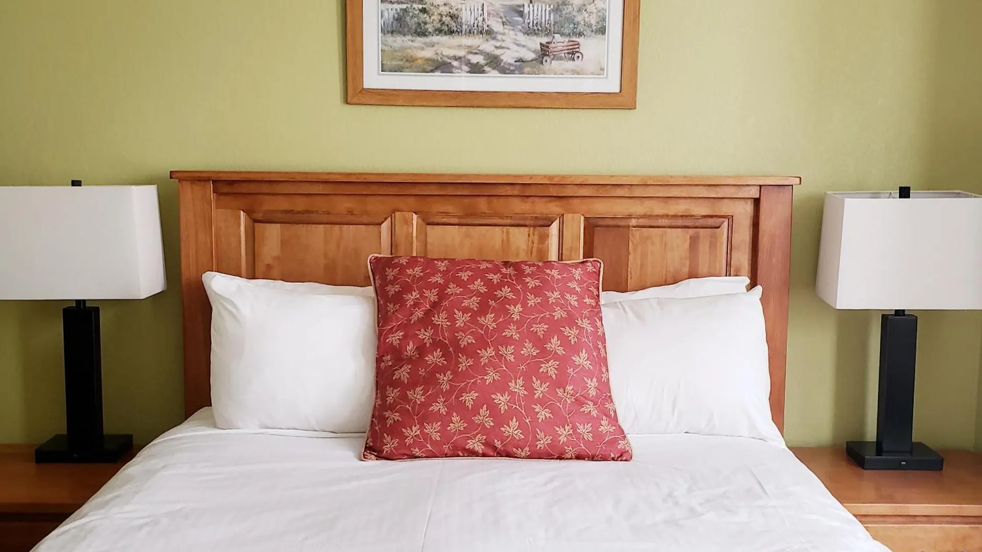 Hotel James Bay Inn Hotel, Suites & Cottage Victoria