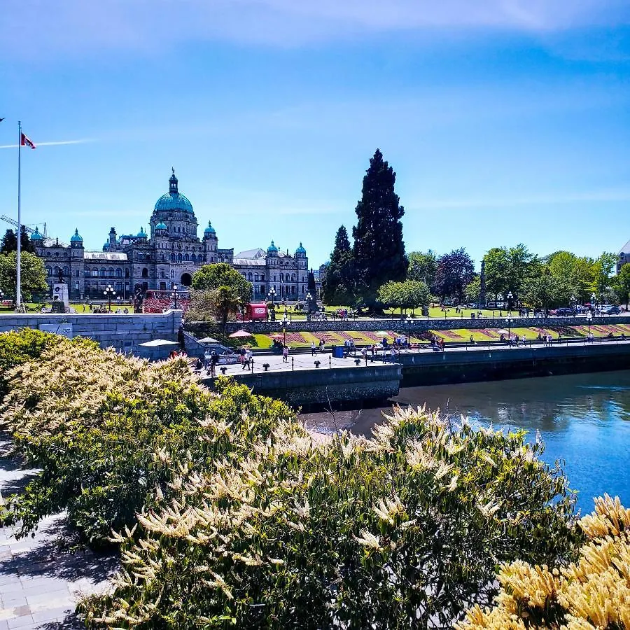 *** Hotel James Bay Inn Hotel, Suites & Cottage Victoria Canada