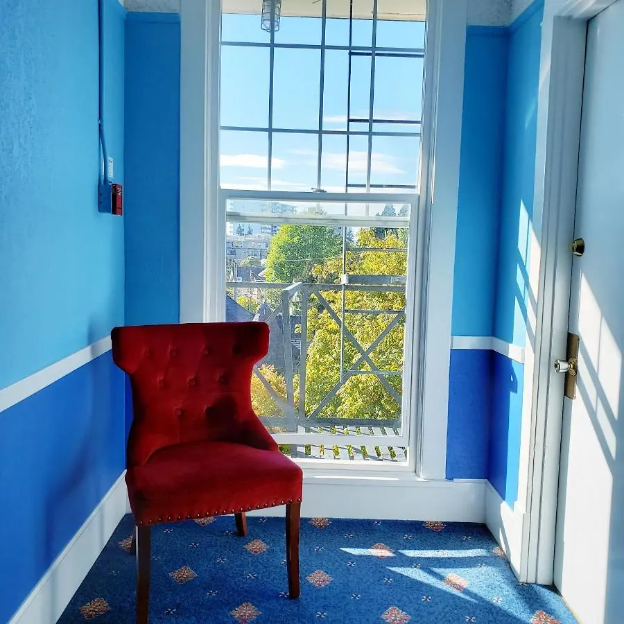 James Bay Inn Hotel, Suites & Cottage Victoria Hotel