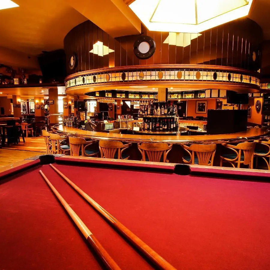 James Bay Inn Hotel, Suites & Cottage Victoria Canada